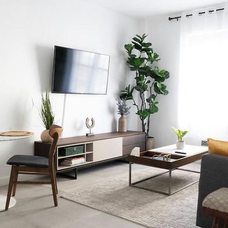Newely Remodeled Apartment Only 1 Min To The Beach! Miami Beach Eksteriør bilde