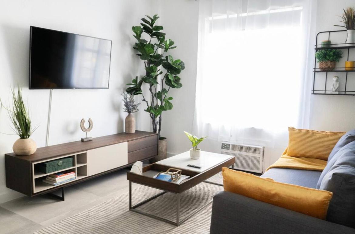 Newely Remodeled Apartment Only 1 Min To The Beach! Miami Beach Eksteriør bilde